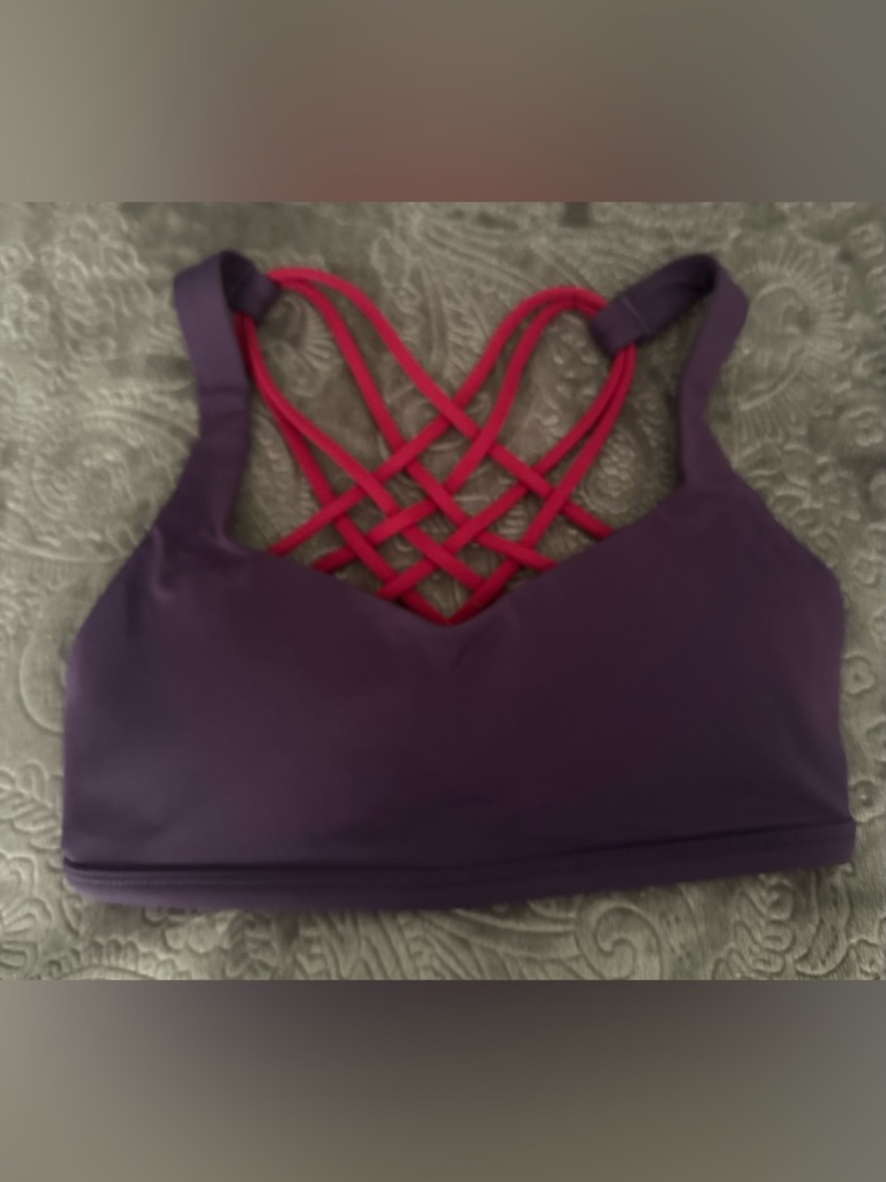 EUC Lululemon Free To Be Wild Sports Bra Going Grape Bumble Berry Size 2
